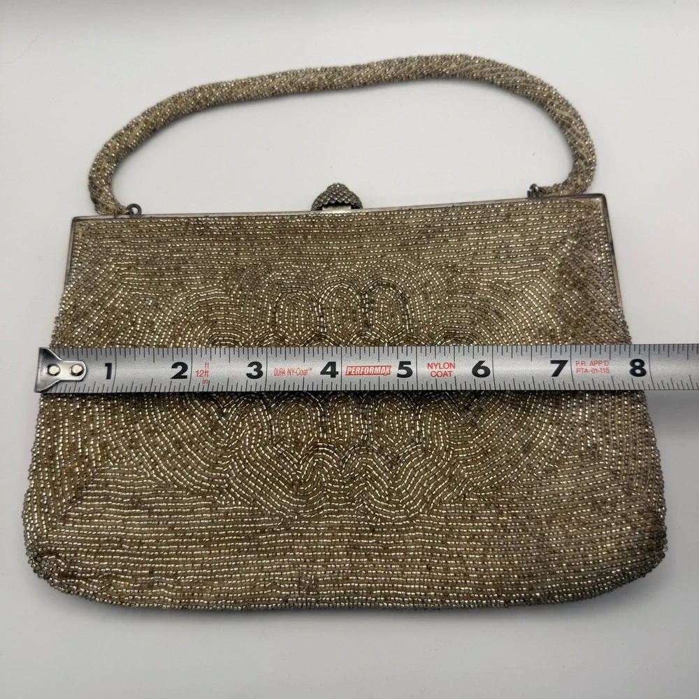 Walborg Vintage Beaded Evening Bag Champagne Gold Scalloped Japan Kiss Lock